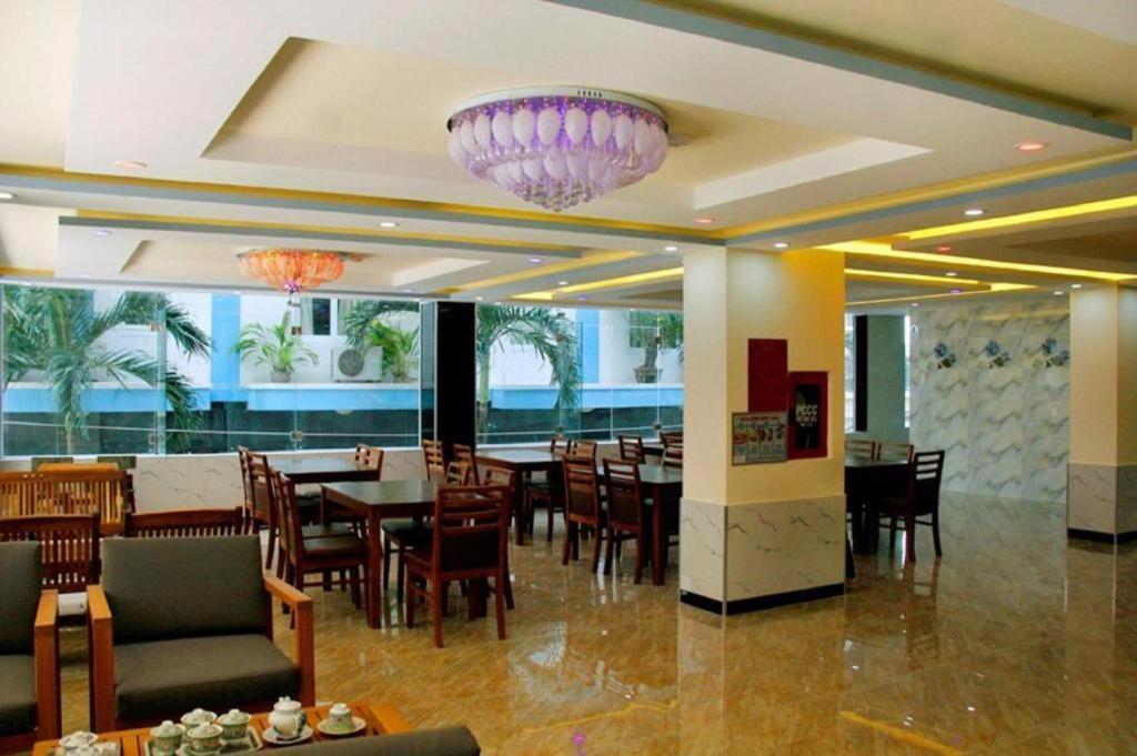 Yen Vy 04 Luxury Hotel Quy Nhon Exterior foto