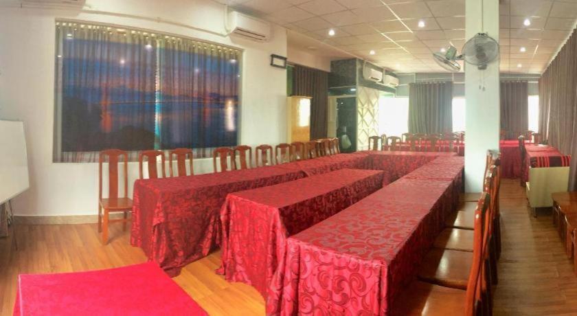 Yen Vy 04 Luxury Hotel Quy Nhon Exterior foto