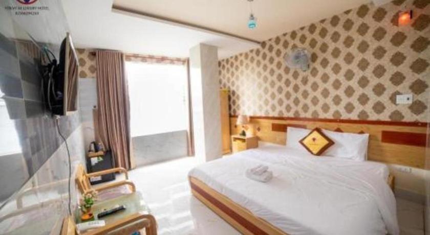 Yen Vy 04 Luxury Hotel Quy Nhon Exterior foto