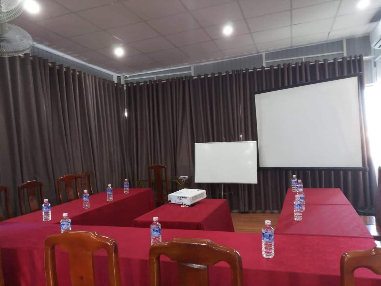 Yen Vy 04 Luxury Hotel Quy Nhon Exterior foto